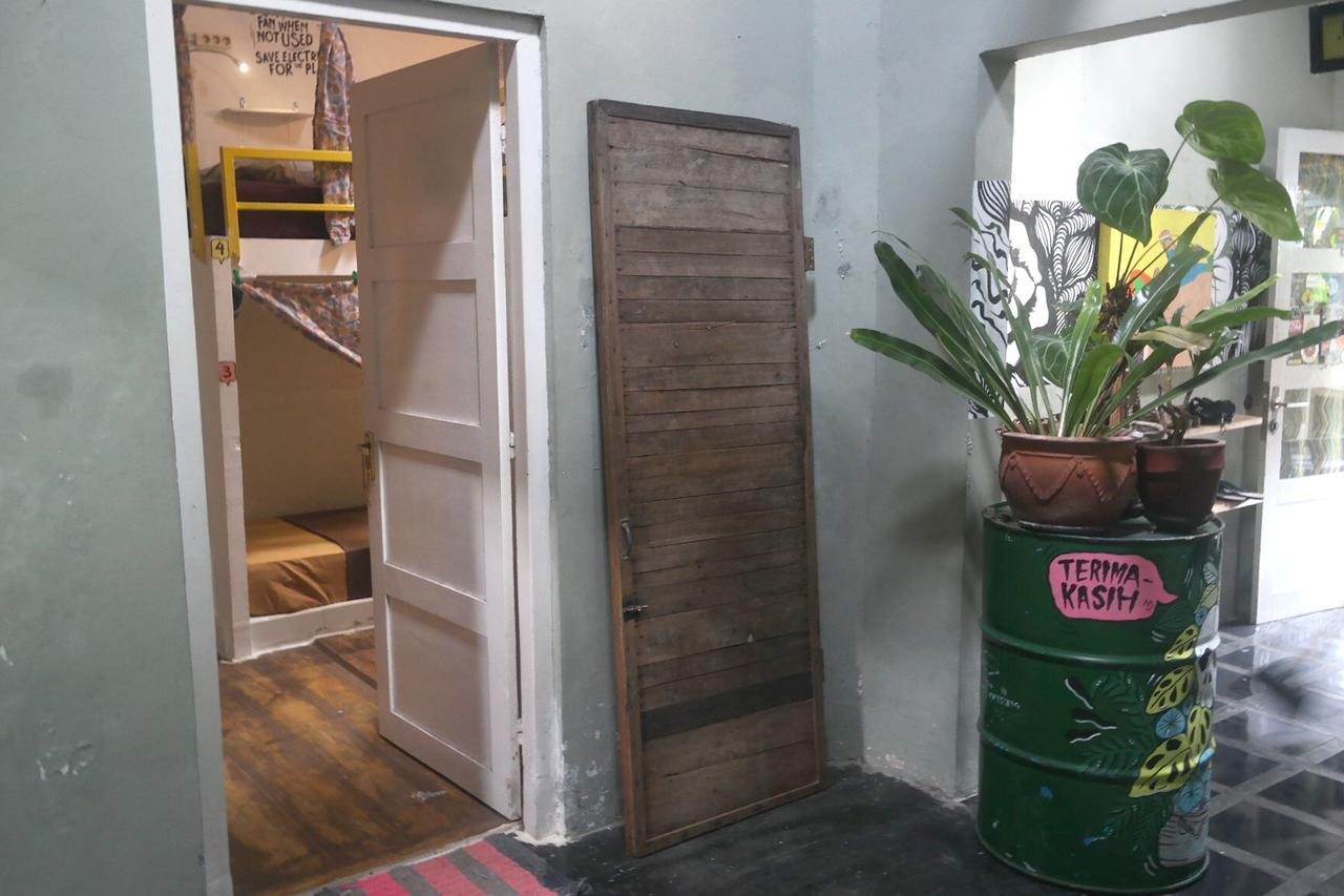 Abrakadabra! Artbnb Yogyakarta Exterior foto